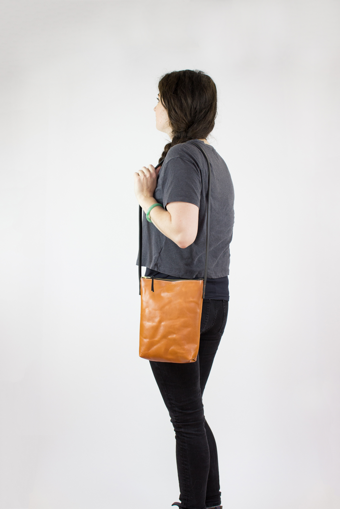 Michelle Crossbody - Caramel