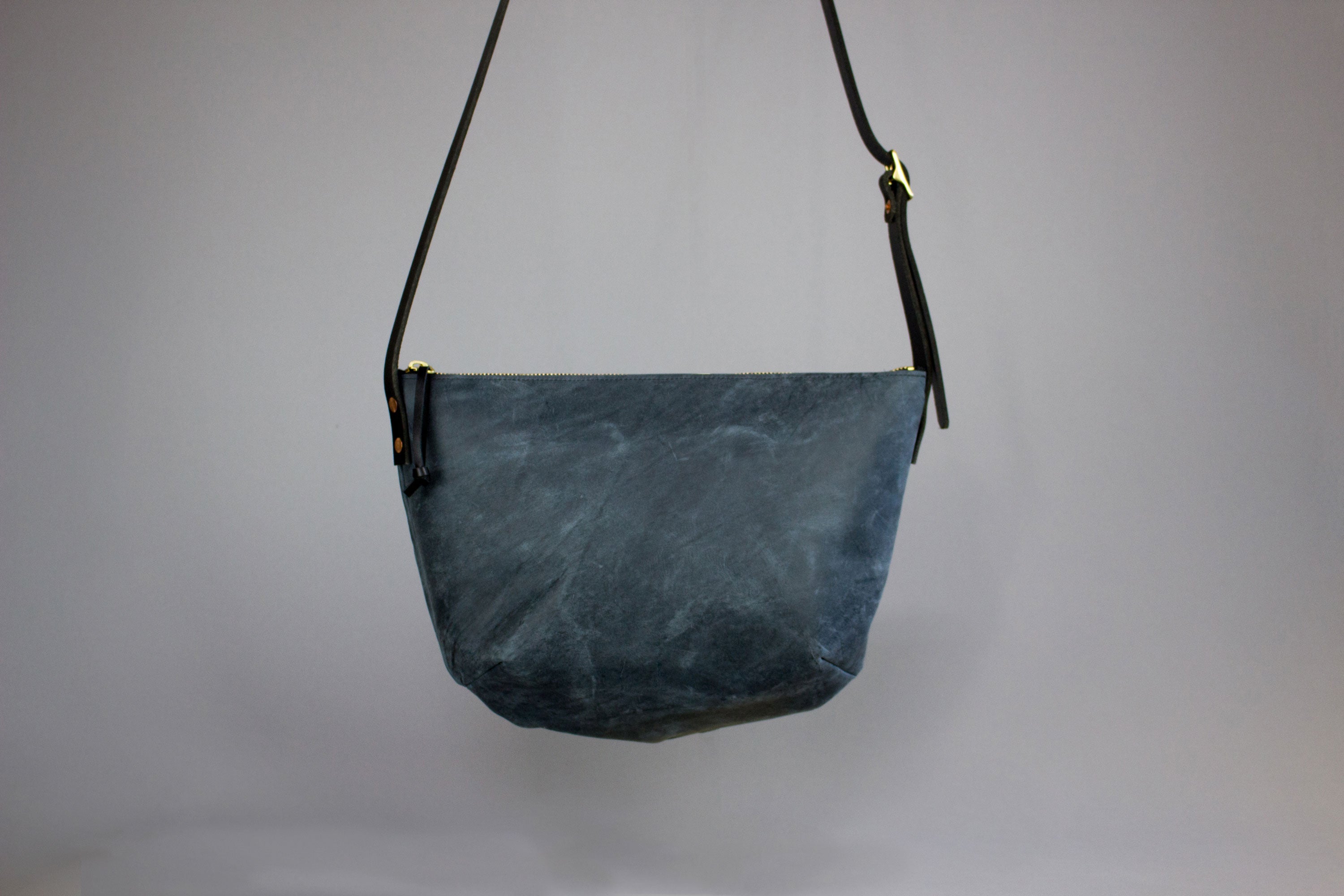 Laura Crossbody